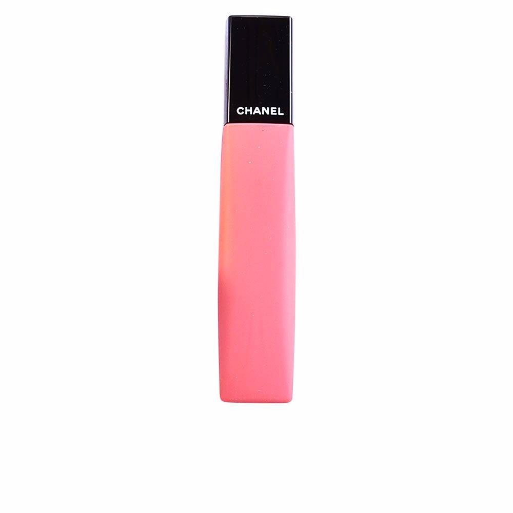 

Rouge Allure liquid powder #952-evocation a beige pink