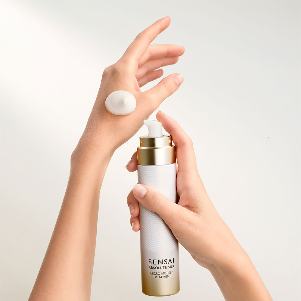 ABSOLUTE SILK micro mousse treatment Facial Treatments Sensai