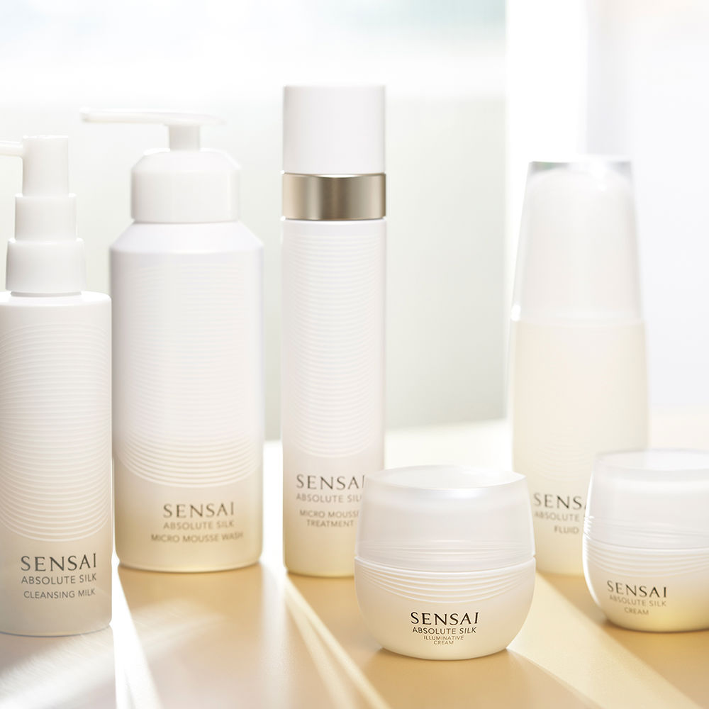 Fluido ABSOLUTE SILK Idratanti e nutritivi Sensai - Perfumes Club