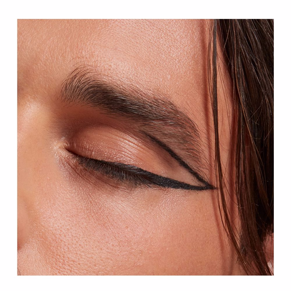 EPIC WEAR liner sticks view 4