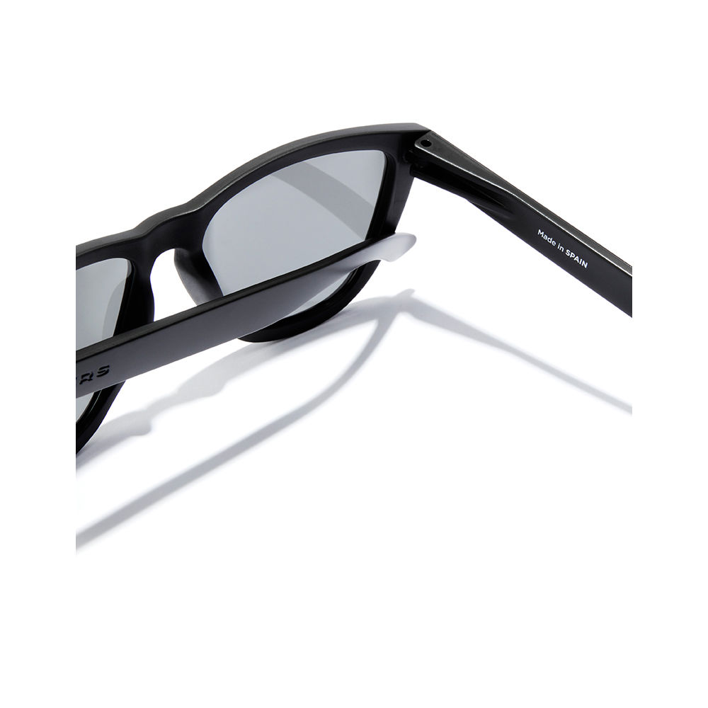Hawkers ONE HONR21BSTP BSTP Square Polarized Sunglasses black  female 4
