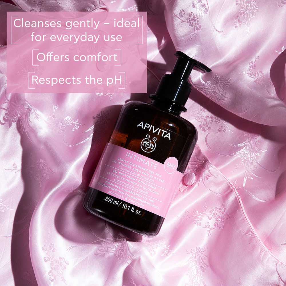 SOFT DAILY INTIMATE HYGIENE GEL with chamomile, propolis and aloe