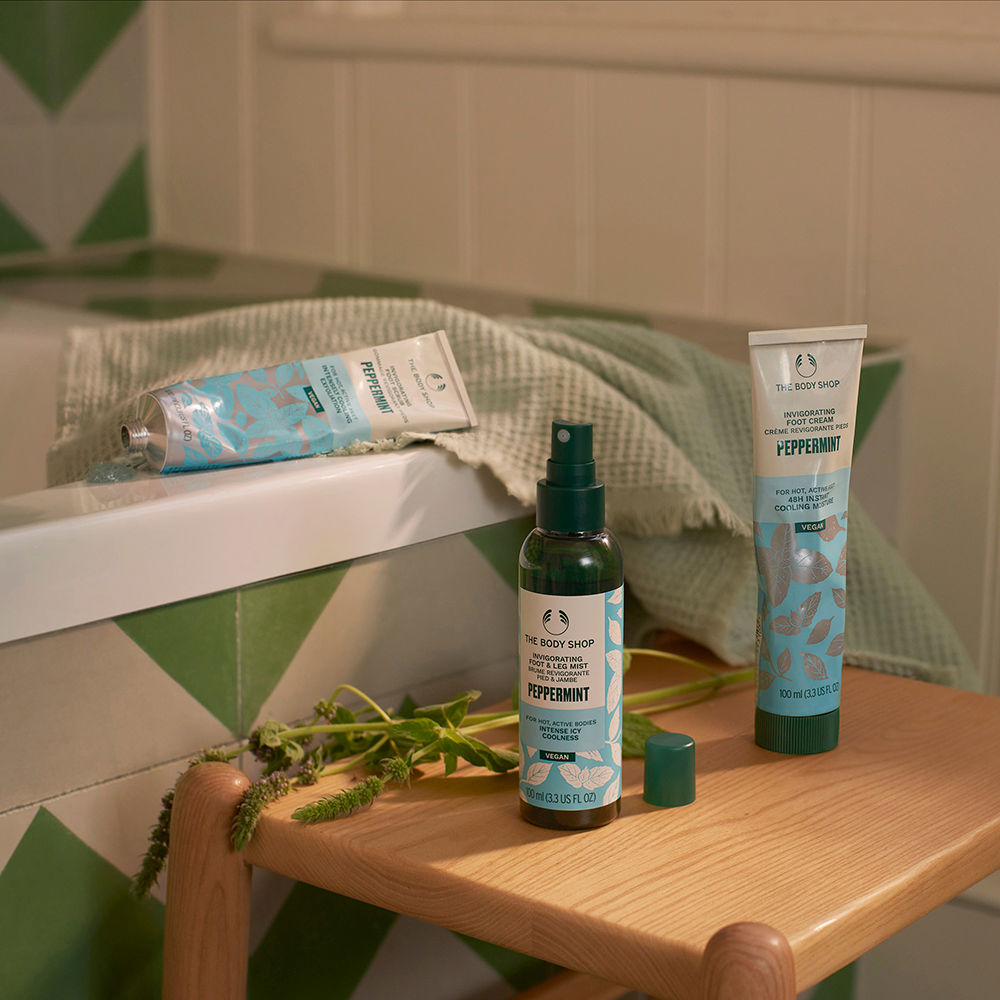 PEPPERMINT reviving pumice foot scrub Foot The Body Shop Perfumes Club