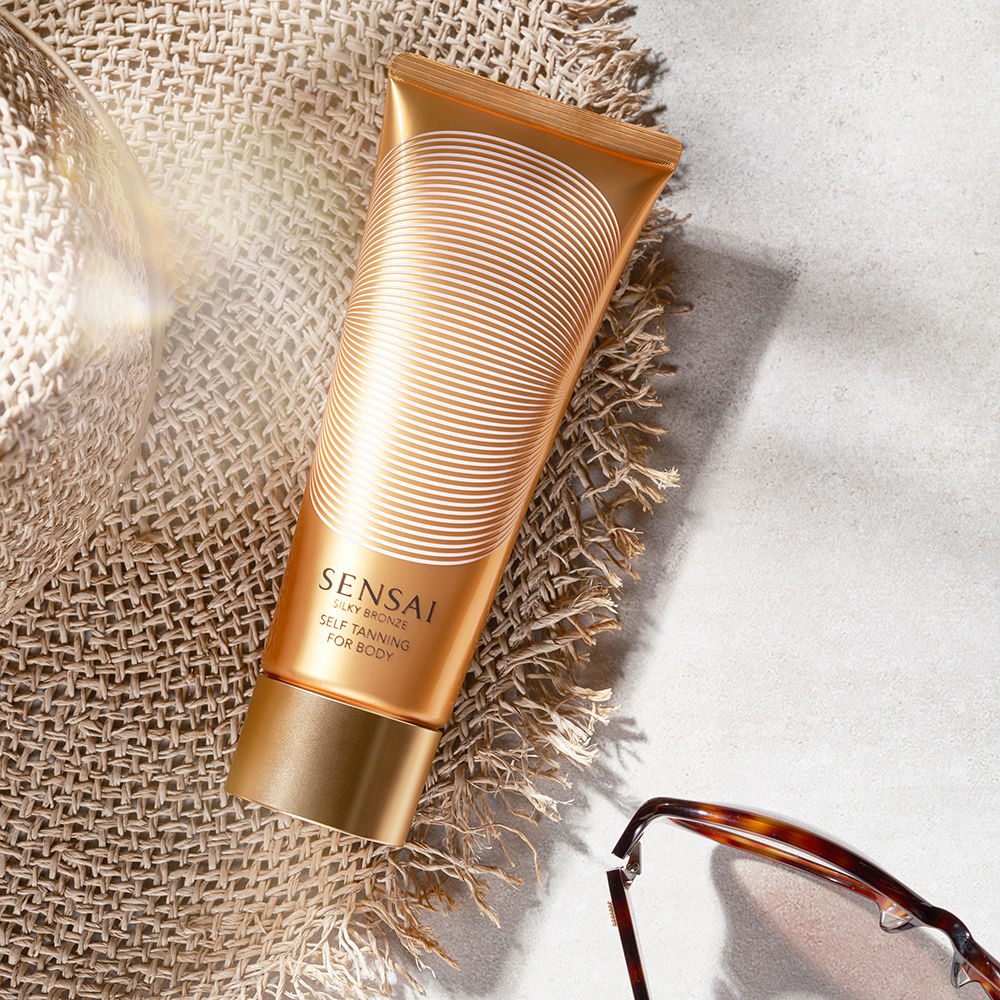Sensai Silky Bronze Self Tanning For Body 150ml 8