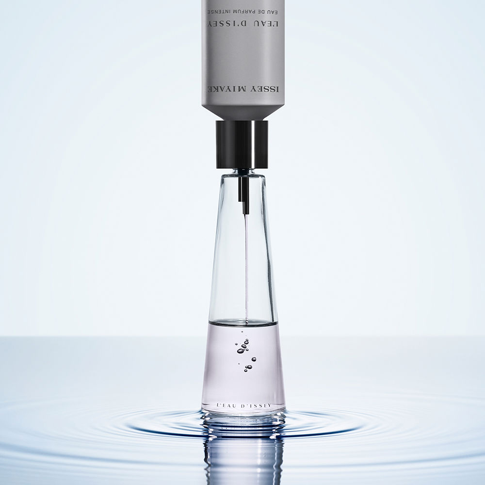 Issey Miyake L'Eau d'Issey Eau de Parfum Intense Refill 150 ml 4