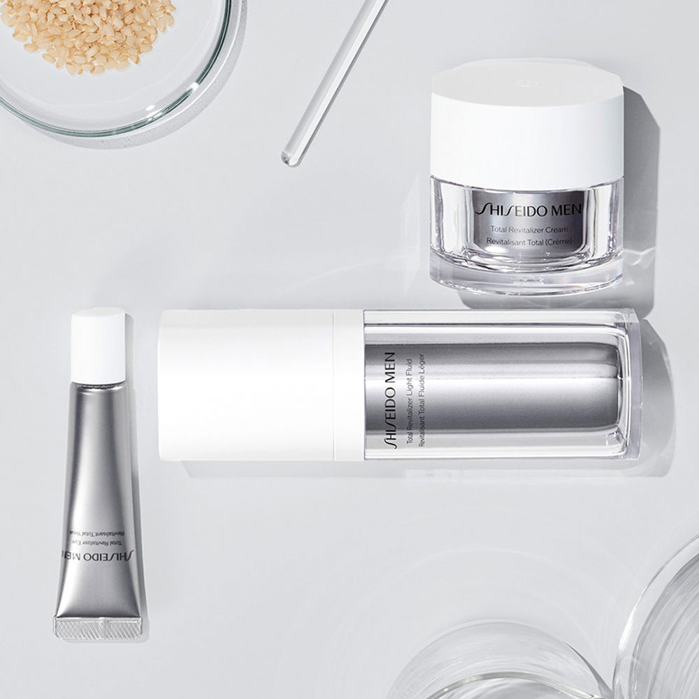 MEN TOTAL REVITALIZER CASE Facial Treatments Shiseido - Perfumes Club