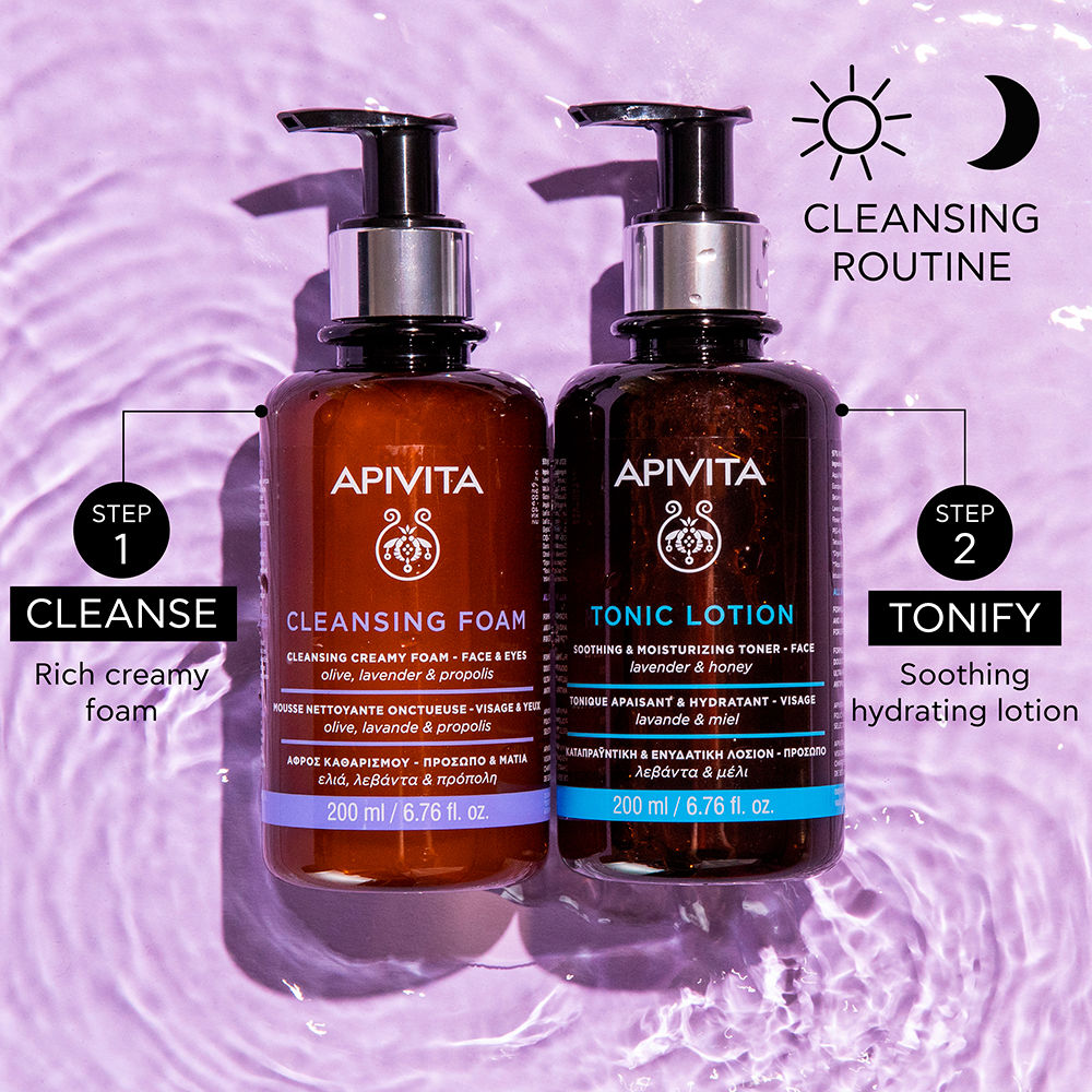 クレンジングフォームクリーム – 顔と目 泡状の洗顔料とメイク落とし