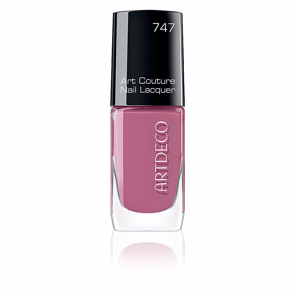 

Art Couture nail lacquer #747-english rose