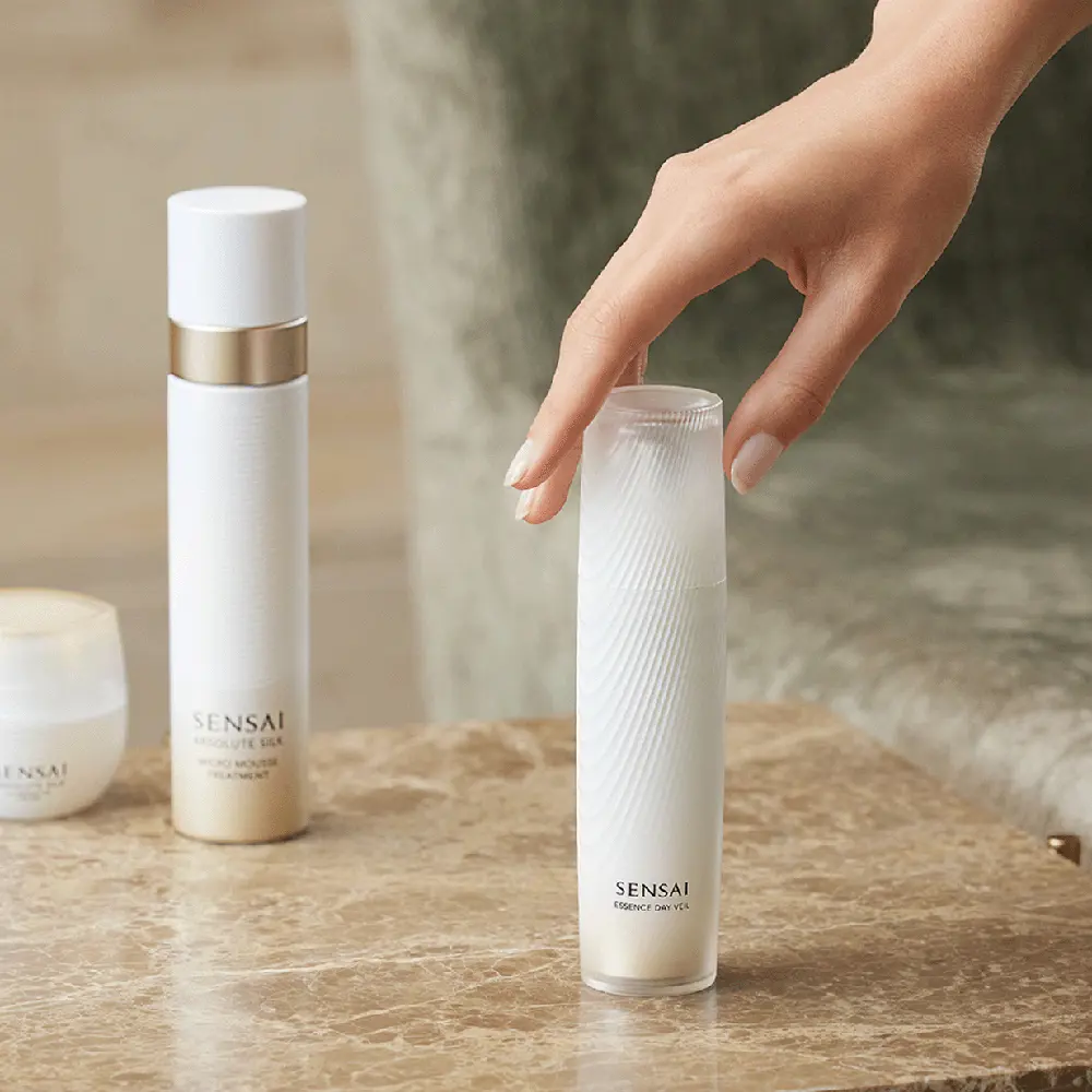 美容液 SENSAI ESSENCE DAY VEIL 40mL SPF30 50163130-3.webp