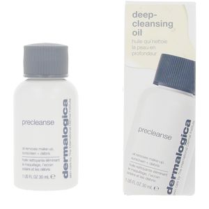 L’huile PRECLEANSE élimine le maquillage, la crème solaire et les impuretés.