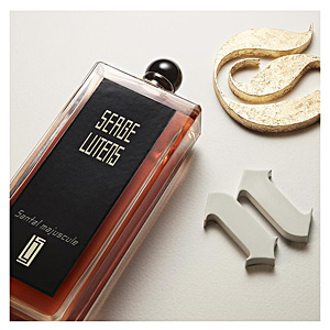 SANTAL MAJUSCULE
