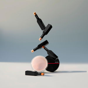 SYNCHRO SKIN invisible silk loose powder