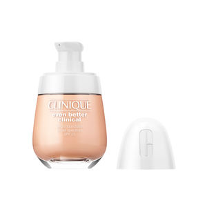 EVEN BETTER CLINICAL foundation SPF20