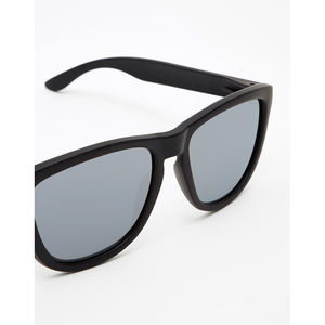 ONE polarized