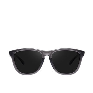 ONE polarized #crystal dark