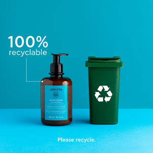 Gentle hand soap with grapefruit and propolis