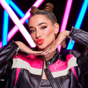 COLOR RICHE pure Volumen-Power von Lola Lolita