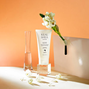 REAL SHEA Protein aufladende Leave-in-Behandlung