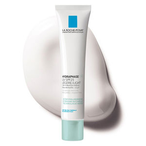 HYDRAPHASE HA UV LIGHT moisturizes and protects against UV rays with hyaluronic acid SPF25
