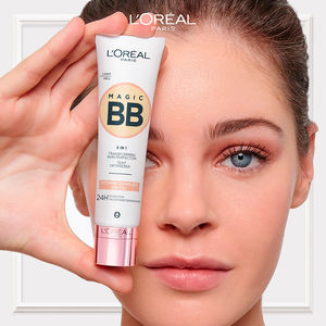 BB crème MAGIQUE SPF10
