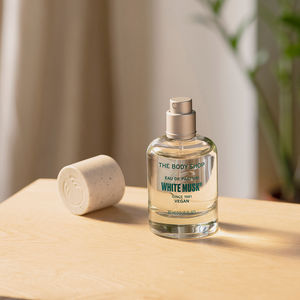 WHITE MUSK