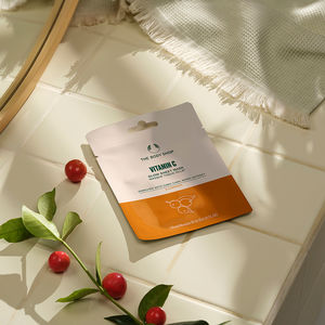 VITAMINAS C švytinti kaukė