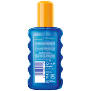 SUN PROTECTS &amp; REFRESHES invisible sunscreen SPF30 spray