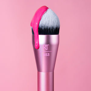 POWER PIGMENT blush brush