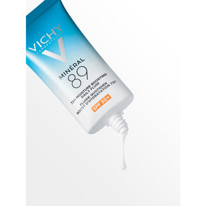 MINÉRAL 89 daily moisturizing fluid 72H SPF50+