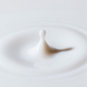 MULTI-PEPTIDE moisturizing milk
