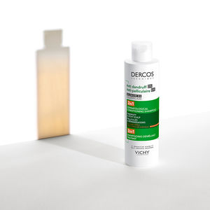 DERCOS DS 2-in-1 anti-dandruff shampoo and conditioner for all hair types