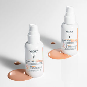 CAPITAL SOLEIL UV-AGE DAILY apsauginis skystis su spalva SPF50+