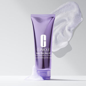 TAKE THE DAY OFF mousse limpiador facial