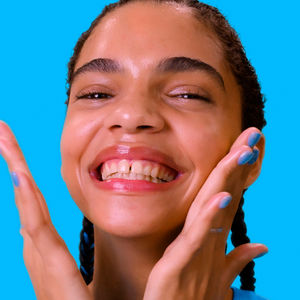 VITAL HYDRA SOLUTION vandens putlumo gydomoji esencija