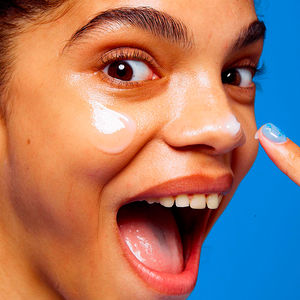 VITAL HYDRA SOLUTION hydro plump water cream