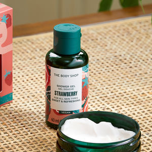 STRAWBERRY shower gel