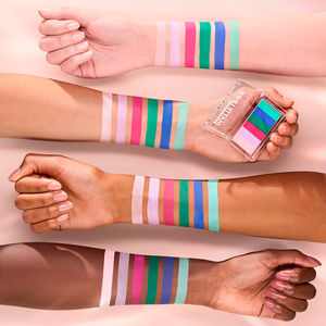 WATER-ACTIVATED MATTE LINER eyeliner palette