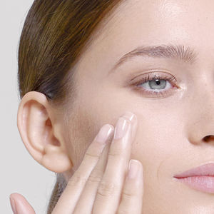 INTENSIVE HYALURONIC eye contour serum