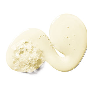 LIPIKAR AP+ cleansing oil, anti-irritation body cleanser for atopic skin