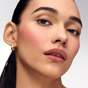 FUTURIST BLUSH MAKER liquid blush