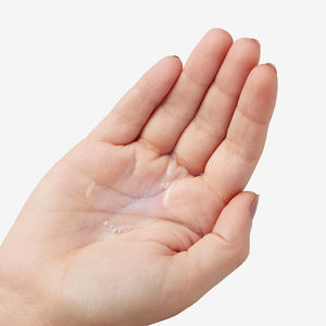 Água de tratamento iluminadora e calmante CLEARLY CORRECTIVE