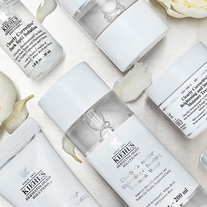 Água de tratamento iluminadora e calmante CLEARLY CORRECTIVE