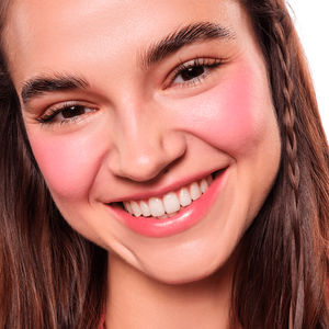 TOUCH BOUNCY BLUSH soft blush