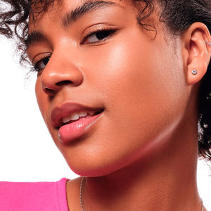 TOUCH BOUNCY GLOW soft highlighter