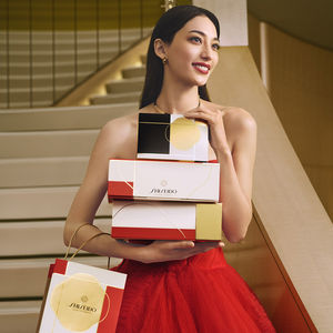 COFFRET CRÈME ÉLÉVANTE ET RAFFERMISSANTE VITAL PERFECTION