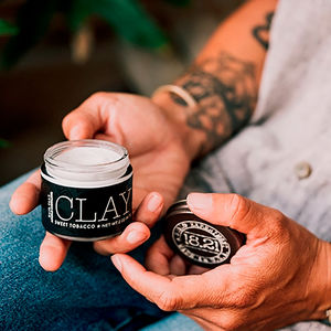 SWEET TOBACCO clay with medium hold and matte finish