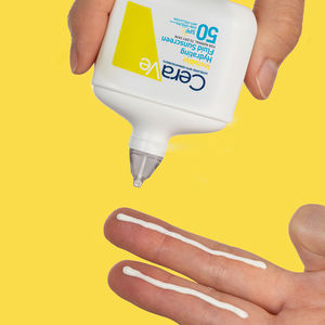 INVISIBLE moisturizing sunscreen fluid SPF50