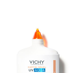 CAPITAL SOLEIL UV AQUA drėkinamasis skystis su SPF50 spalva
