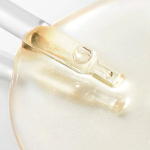 PRODIGIEUSE HYALU BOOST anti-spot brightening serum