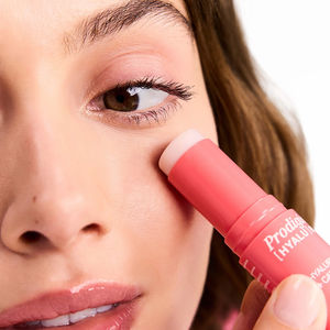 PRODIGIEUSE HYALU BOOST anti-fatigue eye contour stick
